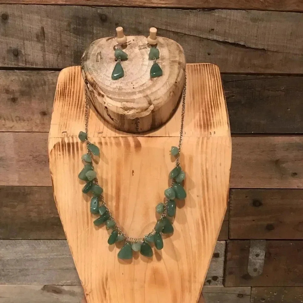 Jade ( handmade ) necklace set